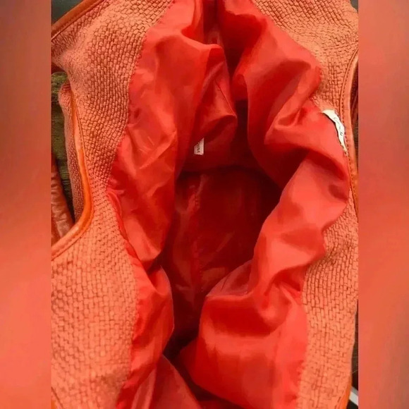 Neiman Marcus | large tote bag. - Picture 7 of 9